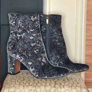 Mark Fisher size 7 booties, Velvet with Leather Sole, Grey/Blue Color